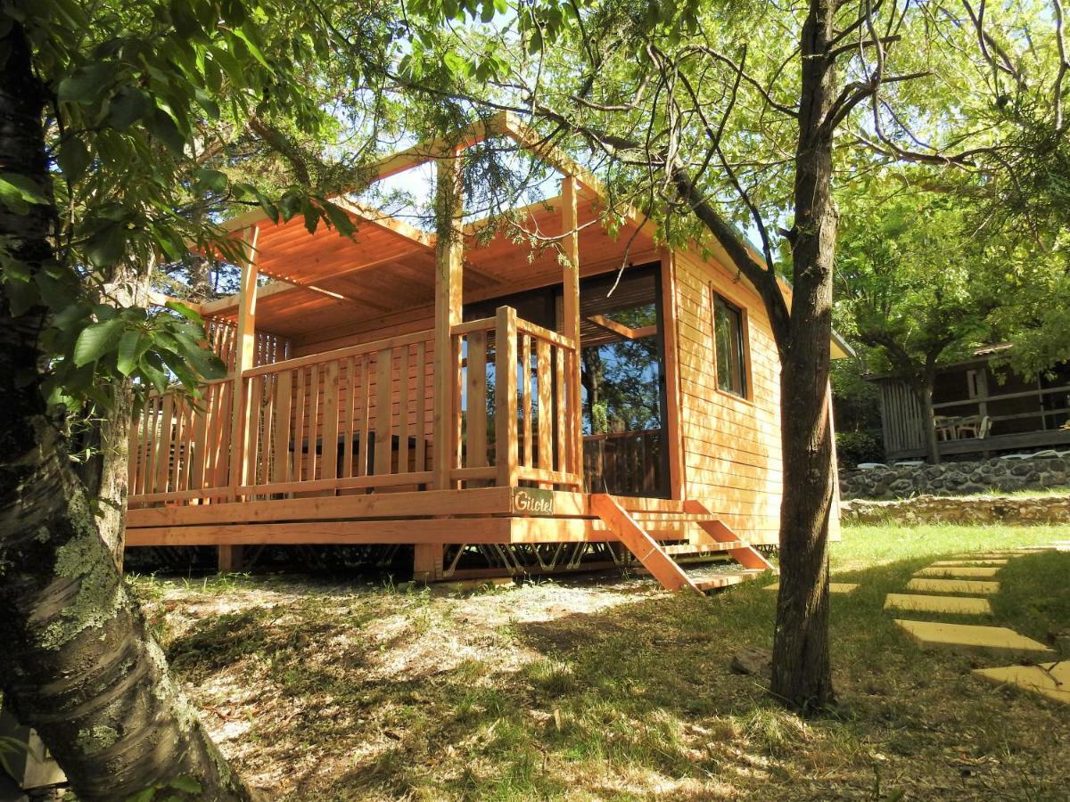 Camping Les Lavandes Darbres Esterno foto