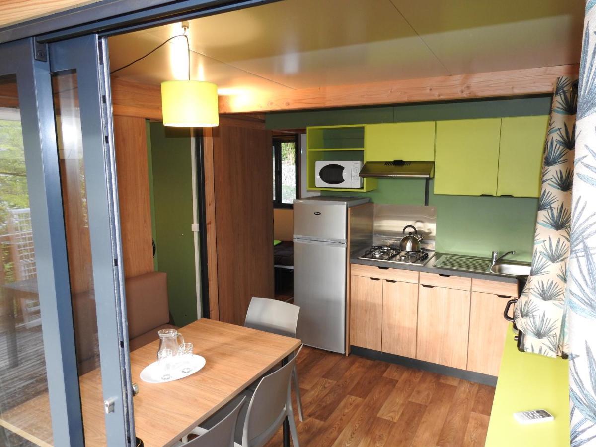 Camping Les Lavandes Darbres Esterno foto